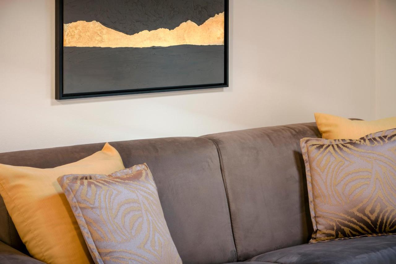 Lovely Mansard Iseo Portelle Holiday With Private Parking And Bike Storage Extérieur photo